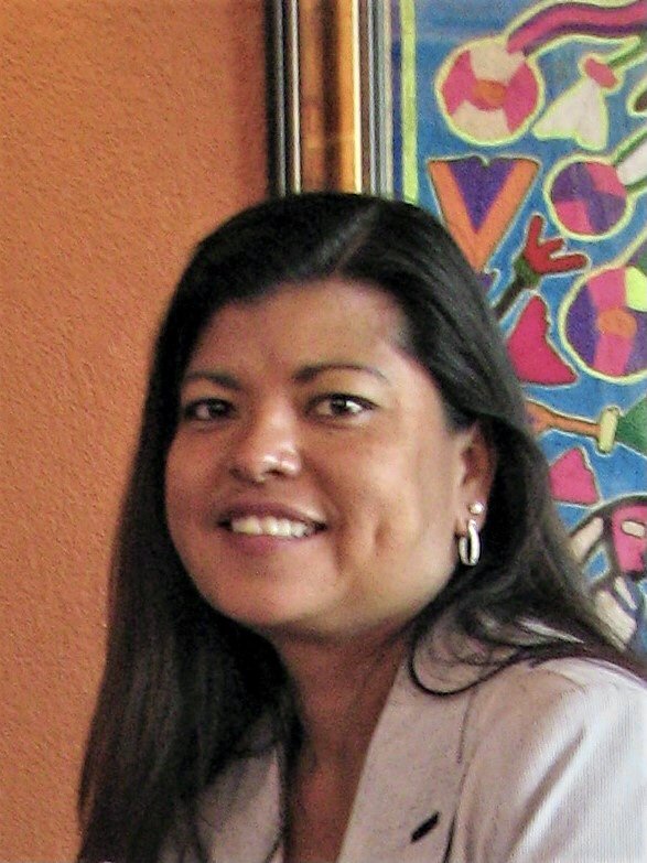 Diana  Reyes 